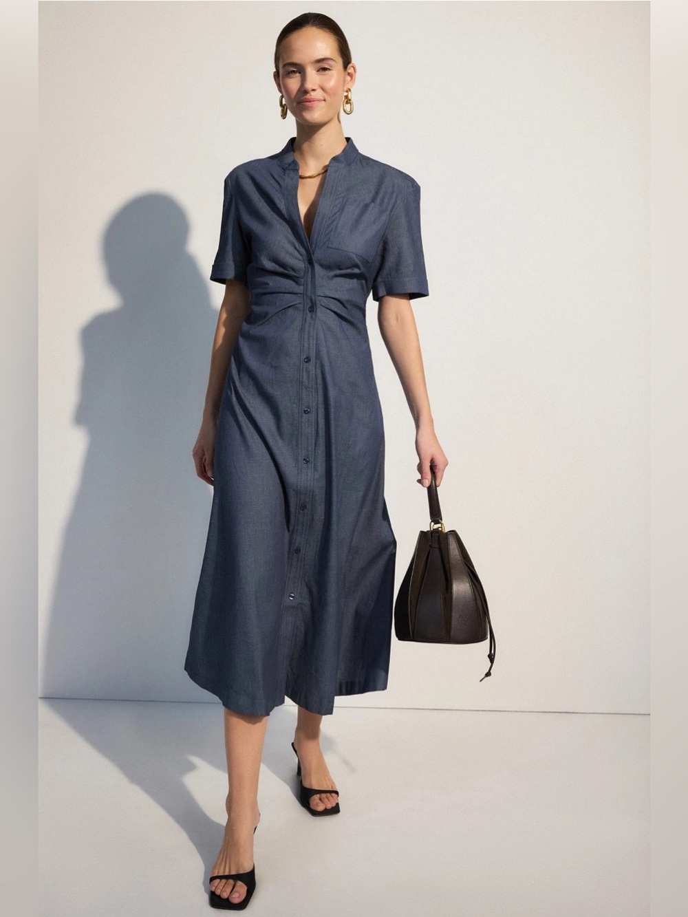 Callas Short-Sleeve Navy Button-Front Midi Dress size 4.